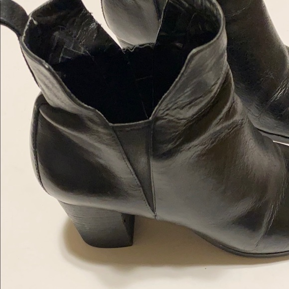 Cole Haan women’s black ankle boots size 8 - Picture 4 of 16